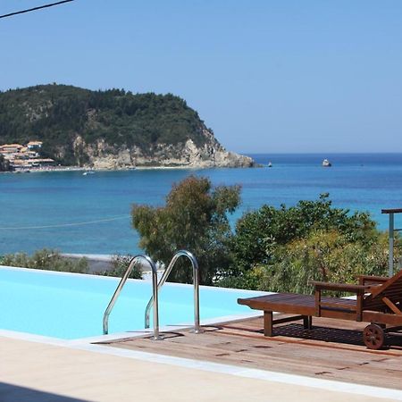 Capro - Milos Bay Villas Ayios Nikitas Ngoại thất bức ảnh