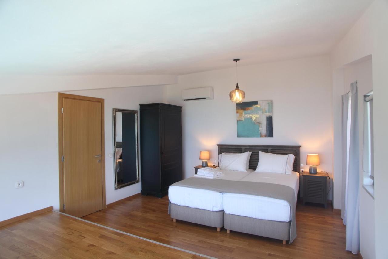 Capro - Milos Bay Villas Ayios Nikitas Ngoại thất bức ảnh