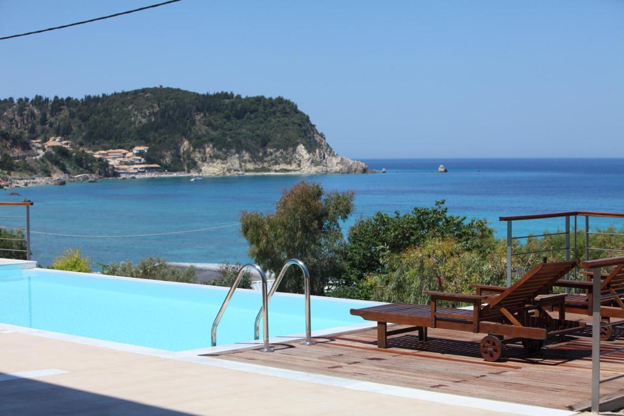 Capro - Milos Bay Villas Ayios Nikitas Ngoại thất bức ảnh