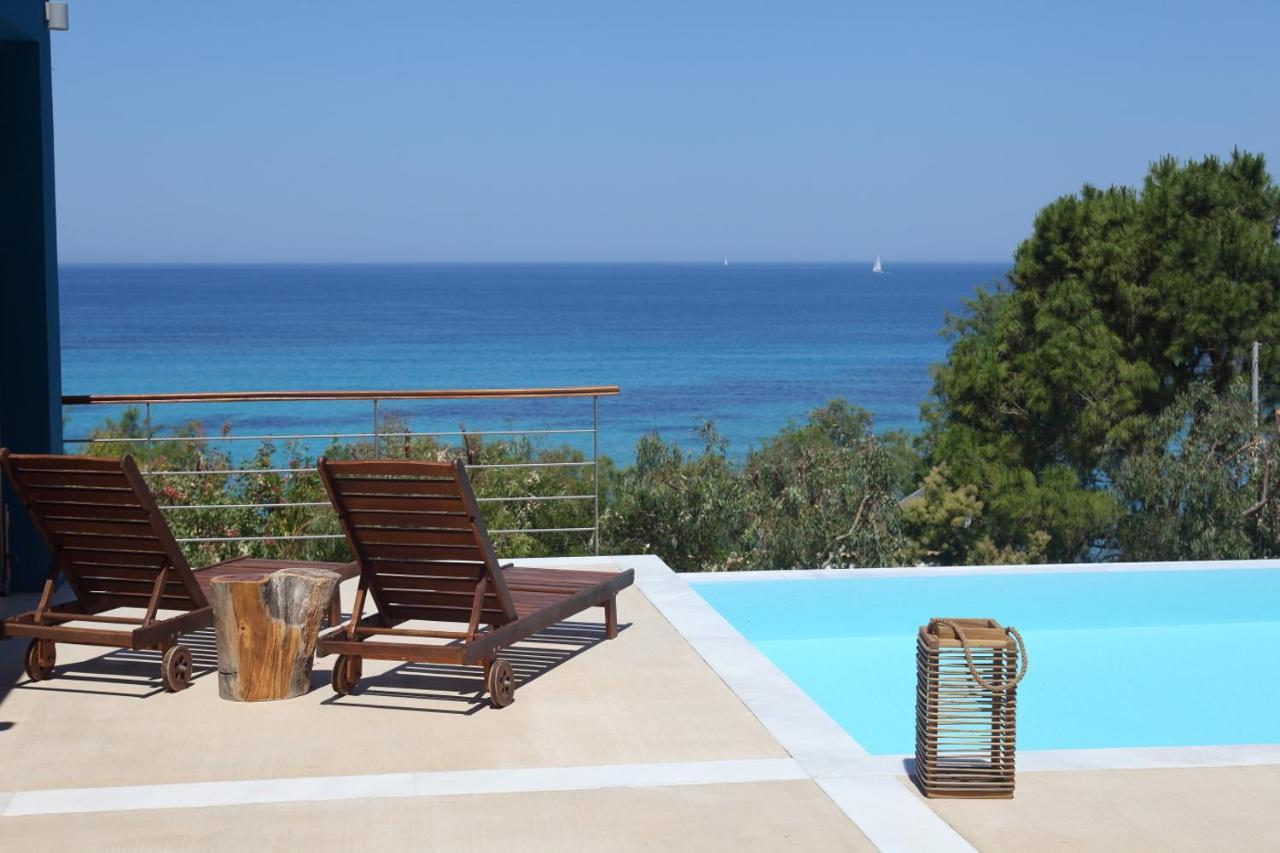 Capro - Milos Bay Villas Ayios Nikitas Ngoại thất bức ảnh