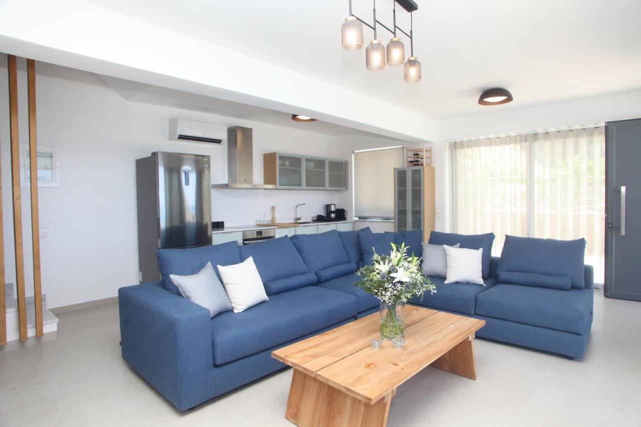 Capro - Milos Bay Villas Ayios Nikitas Ngoại thất bức ảnh
