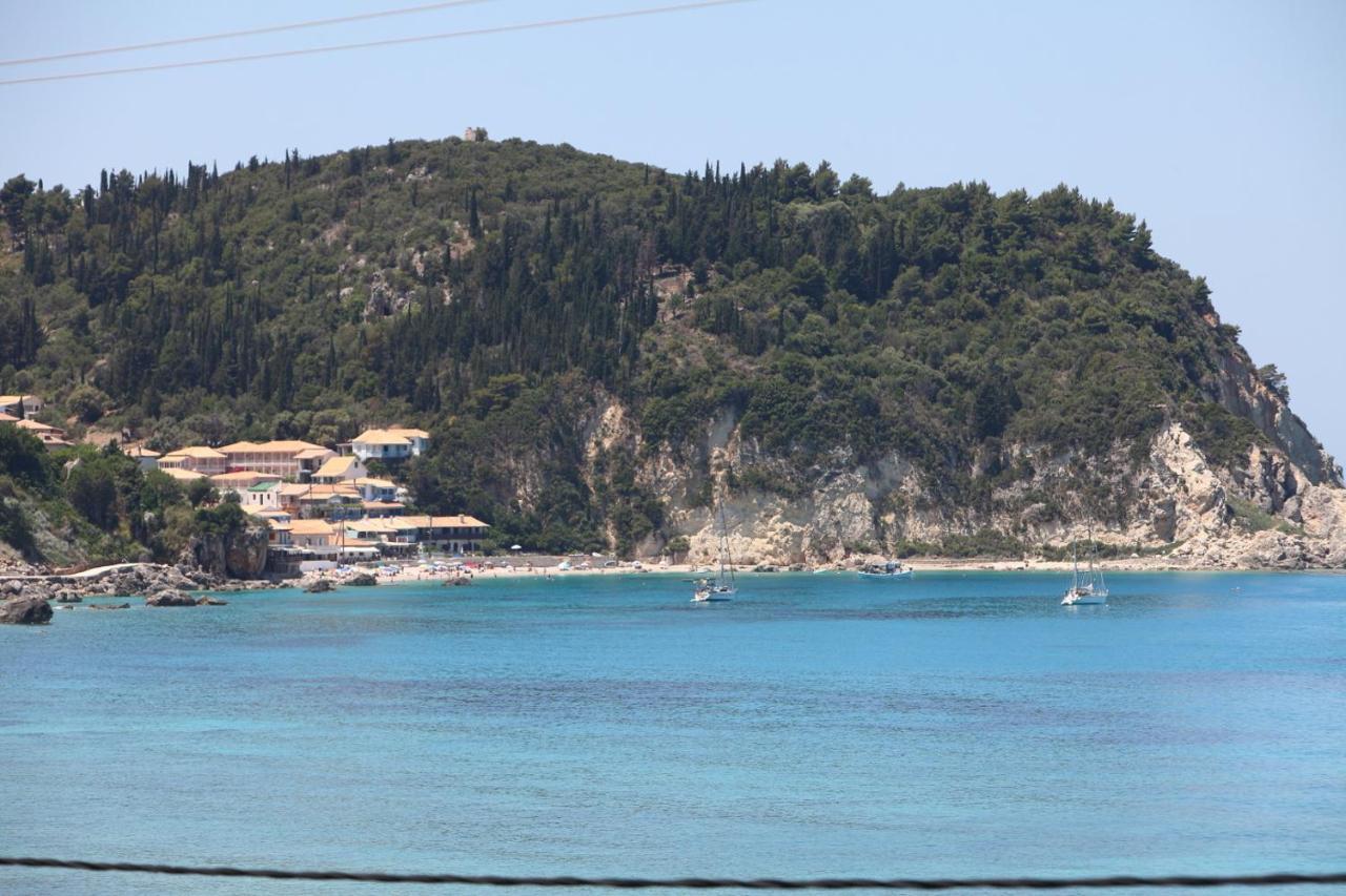 Capro - Milos Bay Villas Ayios Nikitas Ngoại thất bức ảnh