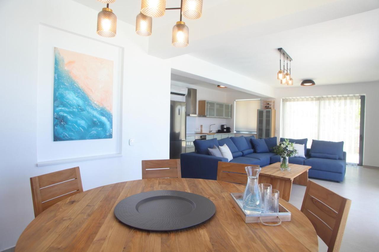 Capro - Milos Bay Villas Ayios Nikitas Ngoại thất bức ảnh