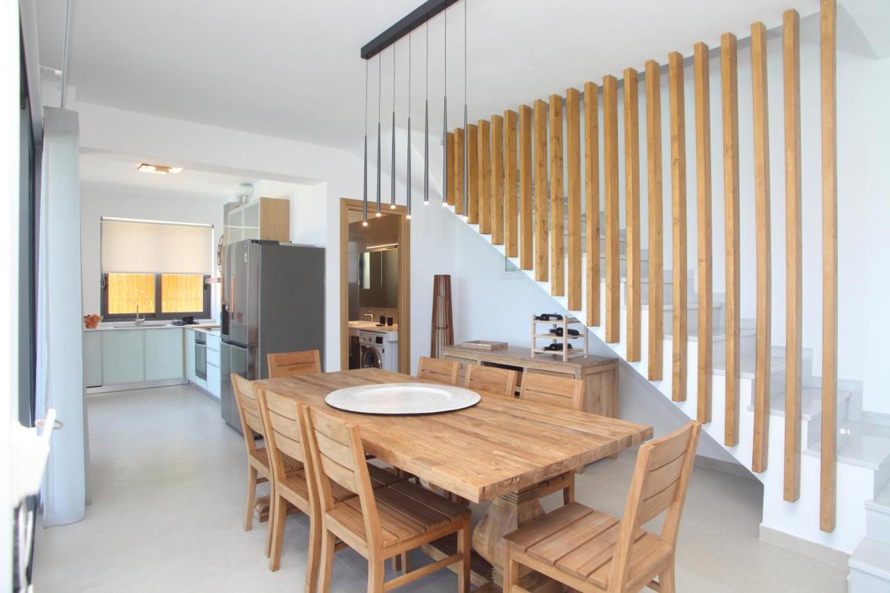 Capro - Milos Bay Villas Ayios Nikitas Ngoại thất bức ảnh