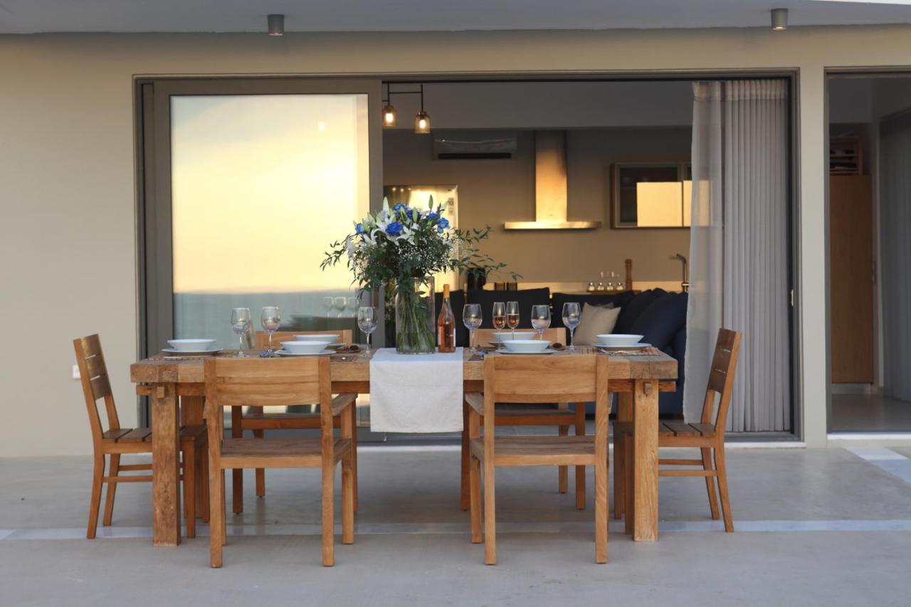 Capro - Milos Bay Villas Ayios Nikitas Ngoại thất bức ảnh