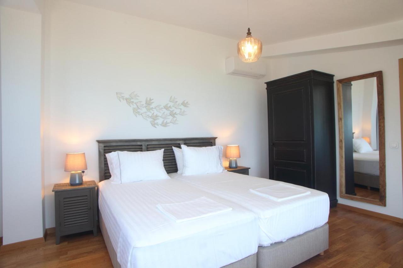Capro - Milos Bay Villas Ayios Nikitas Ngoại thất bức ảnh
